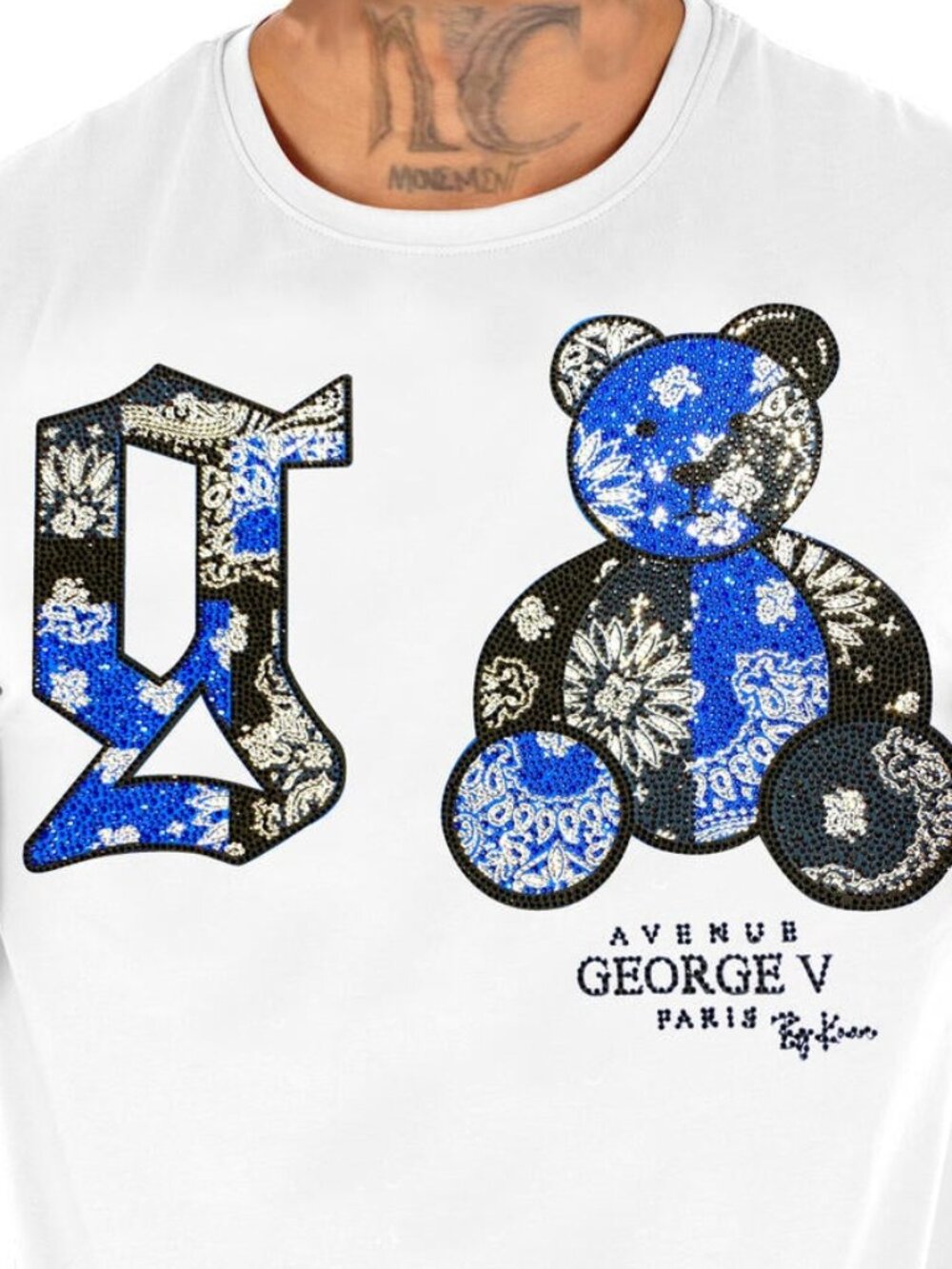 Avenue George V Paris T-Shirt Men's White Short Sleeve Rhinestone Teddy Bear - Picture 3 of 3